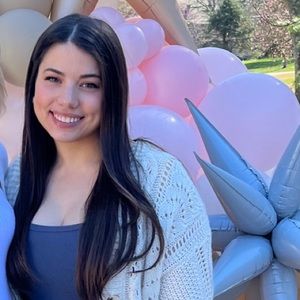 Meet your Posher, Nicole